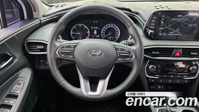 Hyundai Santafe 2019 — photo 13