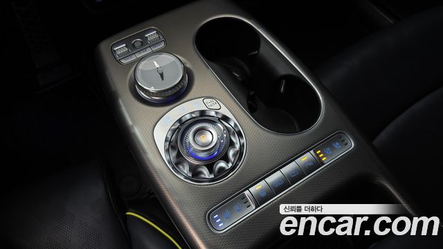 Genesis GV60 2022 — photo 12