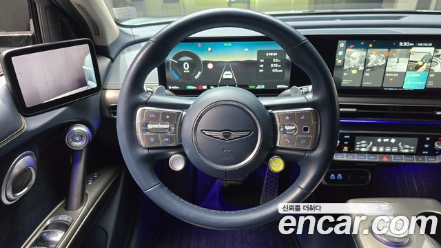 Genesis GV60 2022 — photo 19