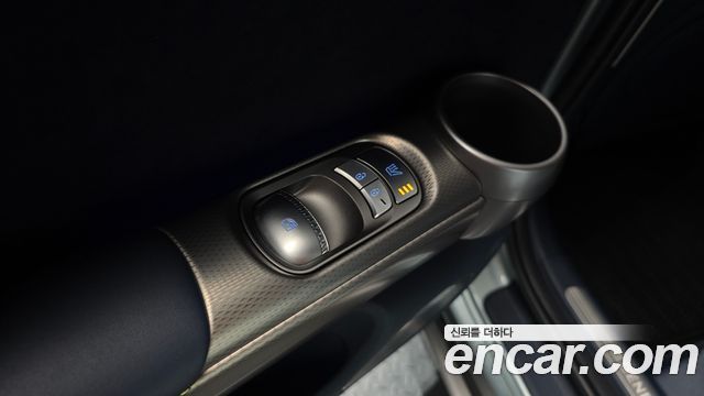 Genesis GV60 2022 — photo 27