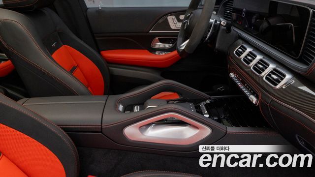 Mercedes-Benz GLE-Class 2024 — photo 9