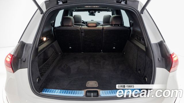 Mercedes-Benz GLE-Class 2024 — photo 11