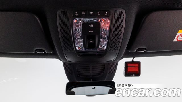 Mercedes-Benz GLE-Class 2024 — photo 17