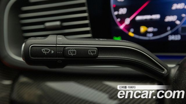 Mercedes-Benz GLE-Class 2024 — photo 18