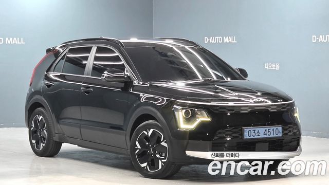 Kia Niro 2023 — photo 2