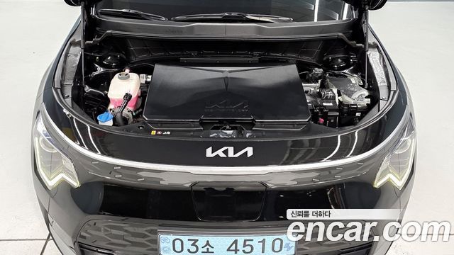 Kia Niro 2023 — photo 6