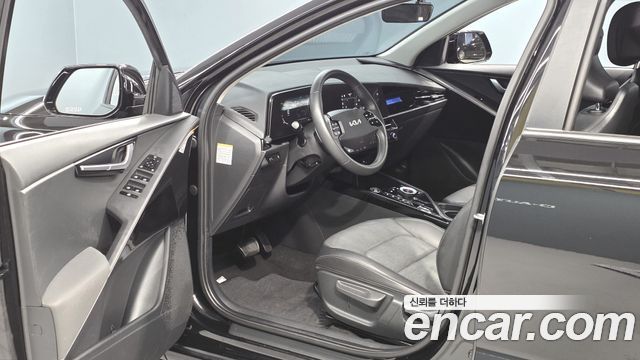 Kia Niro 2023 — photo 10