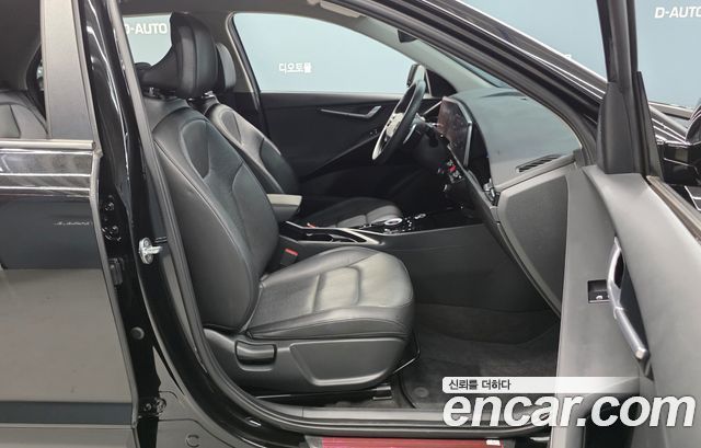 Kia Niro 2023 — photo 13