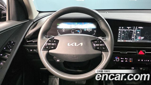 Kia Niro 2023 — photo 16