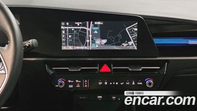 Kia Niro 2023 — photo 17