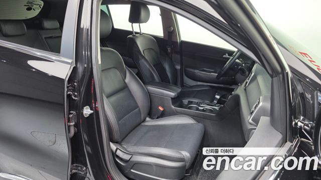 Kia Sportage 2018 — photo 11