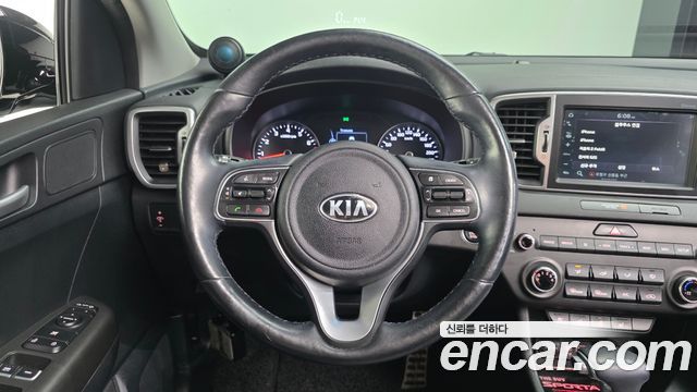 Kia Sportage 2018 — photo 13