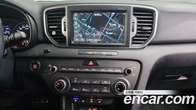 Kia Sportage 2018 — photo 14