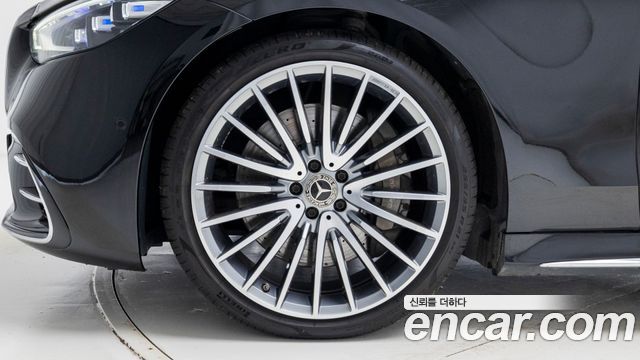 Mercedes-Benz S-Class 2023 — photo 5