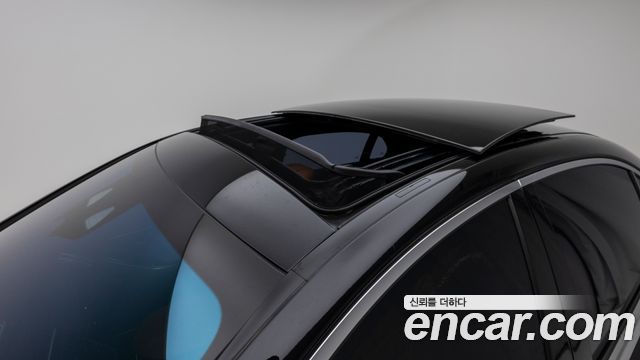 Mercedes-Benz S-Class 2023 — photo 12