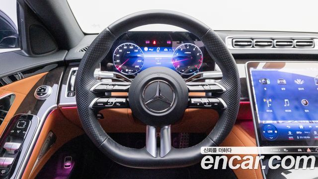 Mercedes-Benz S-Class 2023 — photo 20