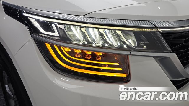 Kia Seltos 2023 — photo 8