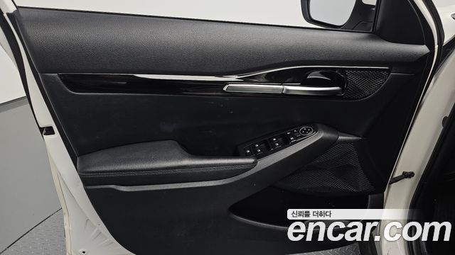 Kia Seltos 2023 — photo 14