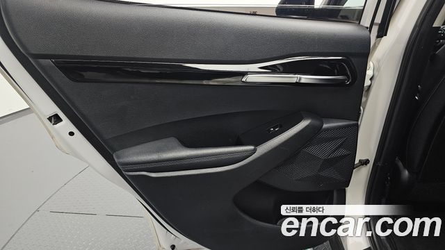 Kia Seltos 2023 — photo 15