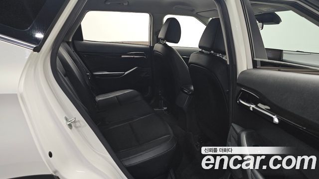 Kia Seltos 2023 — photo 16