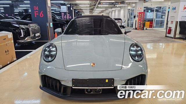 Porsche 911 2025 — photo 3