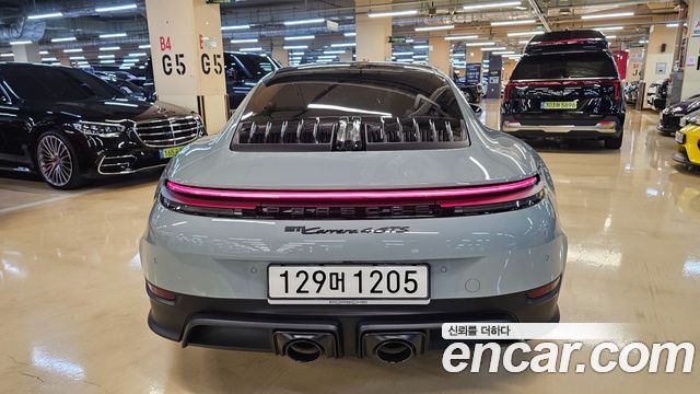 Porsche 911 2025 — photo 4
