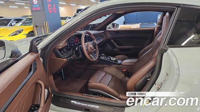 Porsche 911 2025 — photo 10