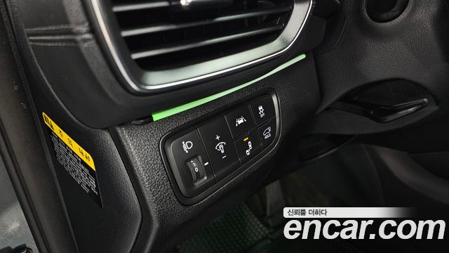 Hyundai Santafe 2019 — photo 23