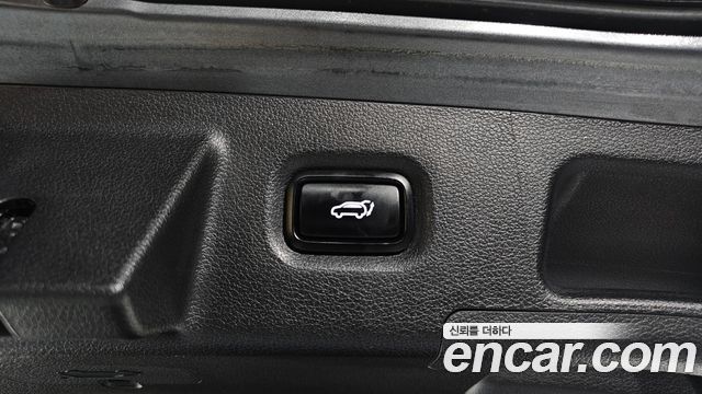 Hyundai Santafe 2019 — photo 27
