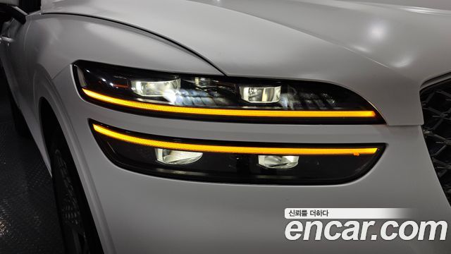 Genesis GV70 2022 — photo 8