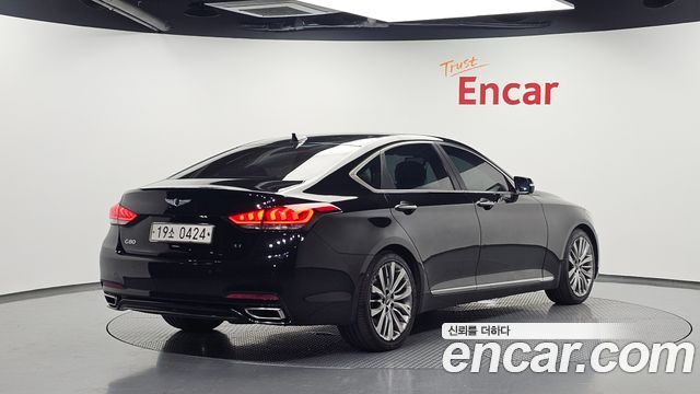 Genesis G80 2017 — photo 2
