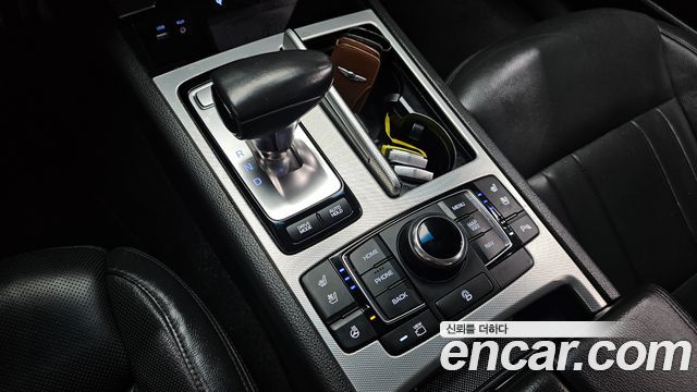 Genesis G80 2017 — photo 12