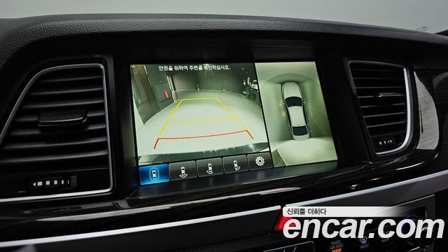 Genesis G80 2017 — photo 21