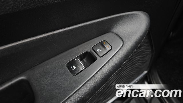 Hyundai Santafe 2019 — photo 24
