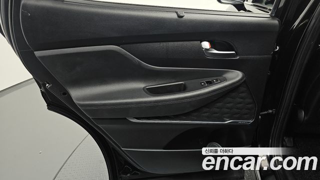 Hyundai Santafe 2019 — photo 15