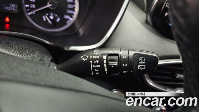 Hyundai Santafe 2019 — photo 30
