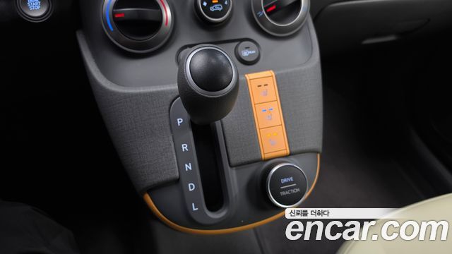 Hyundai Casper 2023 — photo 12