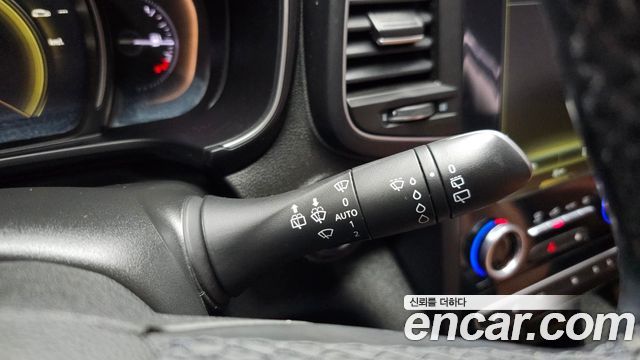 Renault Korea QM6 2021 — photo 18