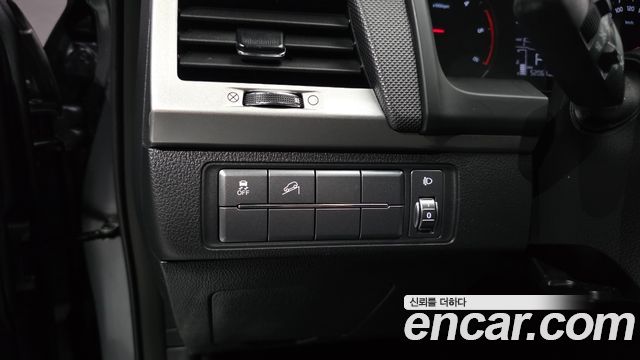 KG Mobility Rexton 2019 — photo 27