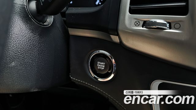 KG Mobility Rexton 2019 — photo 28