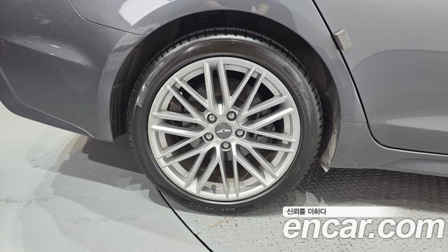 Genesis G70 2019 — photo 5