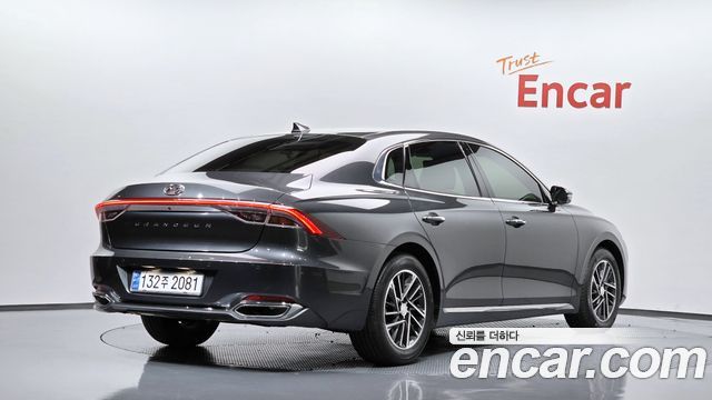 Hyundai Grandeur 2023 — photo 2