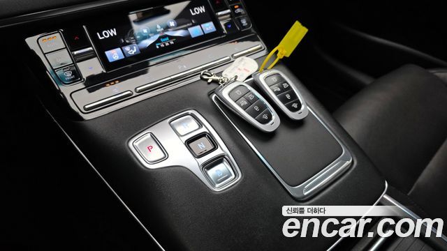 Hyundai Grandeur 2023 — photo 12