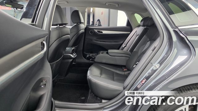 Hyundai Grandeur 2023 — photo 18