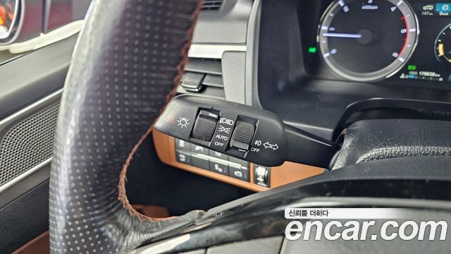KG Mobility Rexton 2019 — photo 33