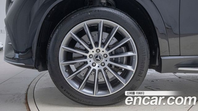 Mercedes-Benz GLE-Class 2024 — photo 5