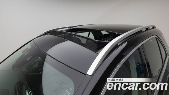 Mercedes-Benz GLE-Class 2024 — photo 12
