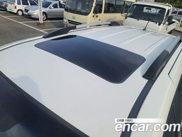 Kia Canival 2012 — photo 5