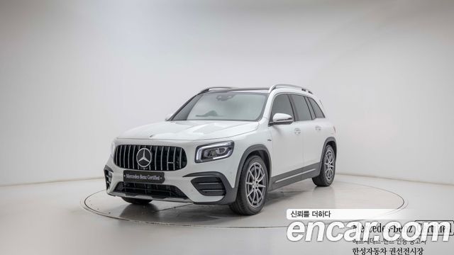 Mercedes-Benz GLB-Class 2021 — photo 1