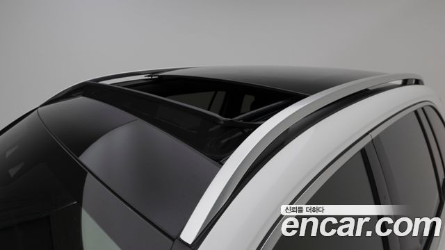 Mercedes-Benz GLB-Class 2021 — photo 12